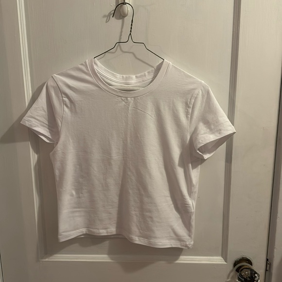 Abercrombie & Fitch Tops - Abercrombie and Fitch baby tee